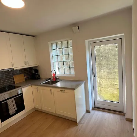 2-bedroom With Free Parking *